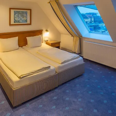 Am Yachthafen Отель 3*