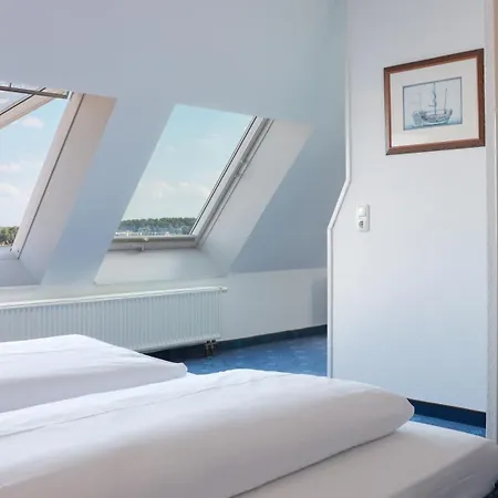 Am Yachthafen Hotel Waren (Mueritz)