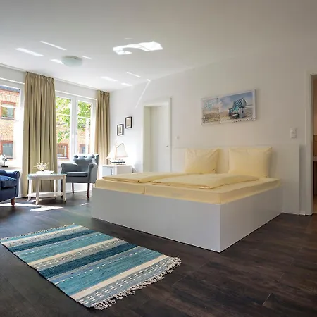 Am Yachthafen Hotel 3*