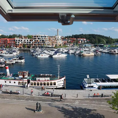 Am Yachthafen Hotel Waren (Mueritz)