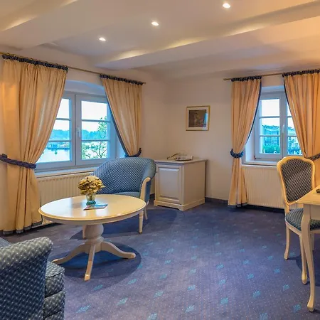 Hotel Am Yachthafen Waren (Mueritz)