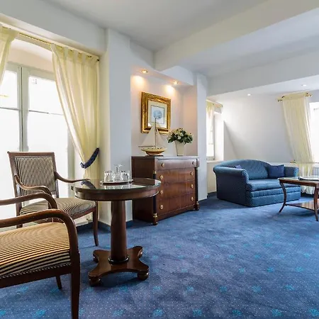 Hotel Am Yachthafen Waren (Mueritz)